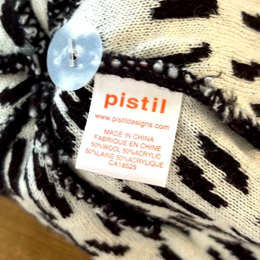 NWT Pistil Abstract Patterned Beanie. Women’s Graphic | Black | Dopamine |